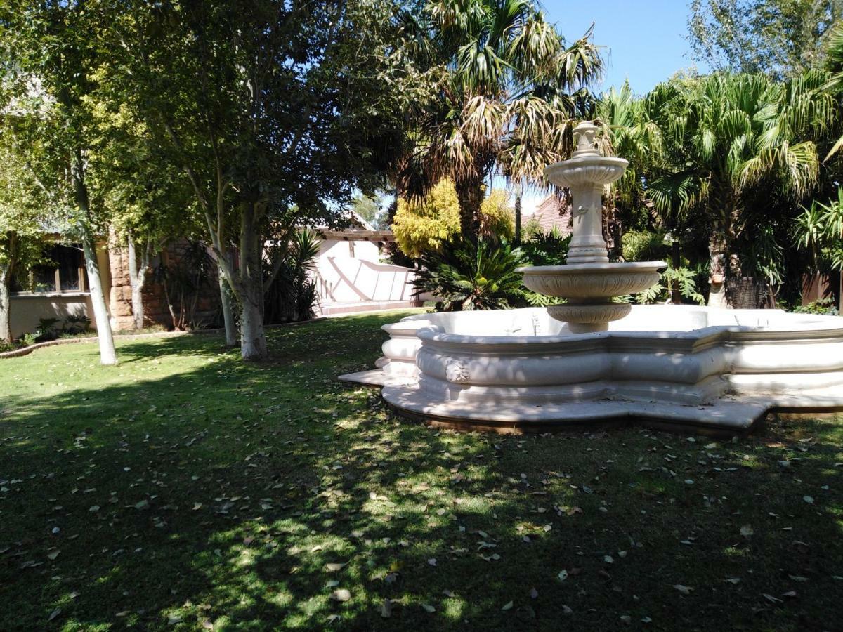 Tuscany Vryburg Exterior photo